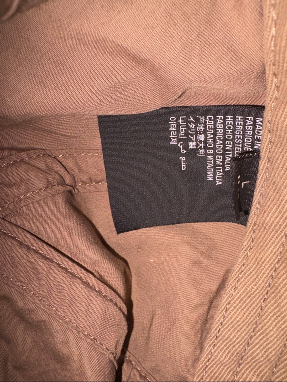 NWOT Balenciaga Beige Baseball Cap with Black Monogram - Picture 2 of 4